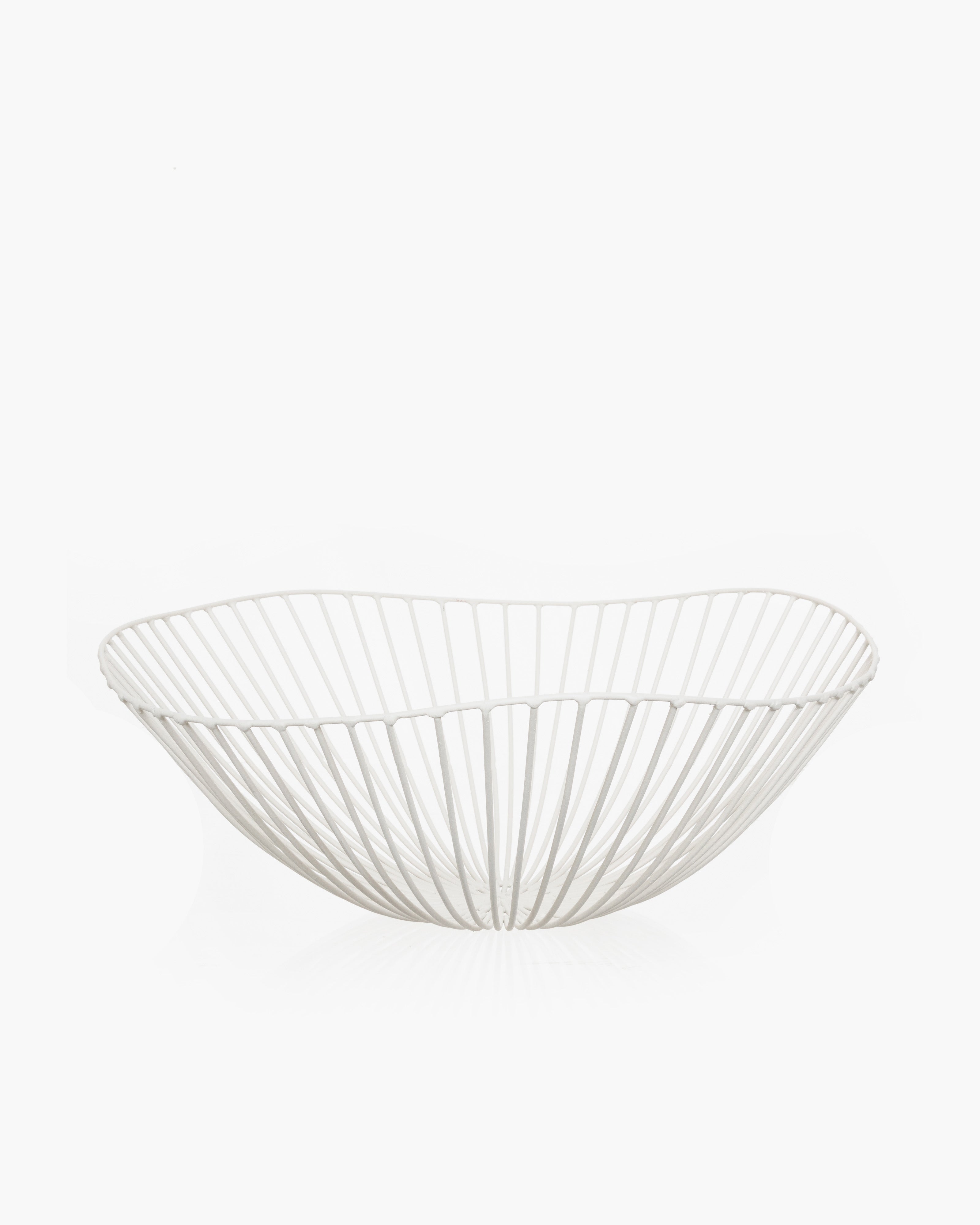 Iron basket white Cesira Metal Sculptures – Serax US