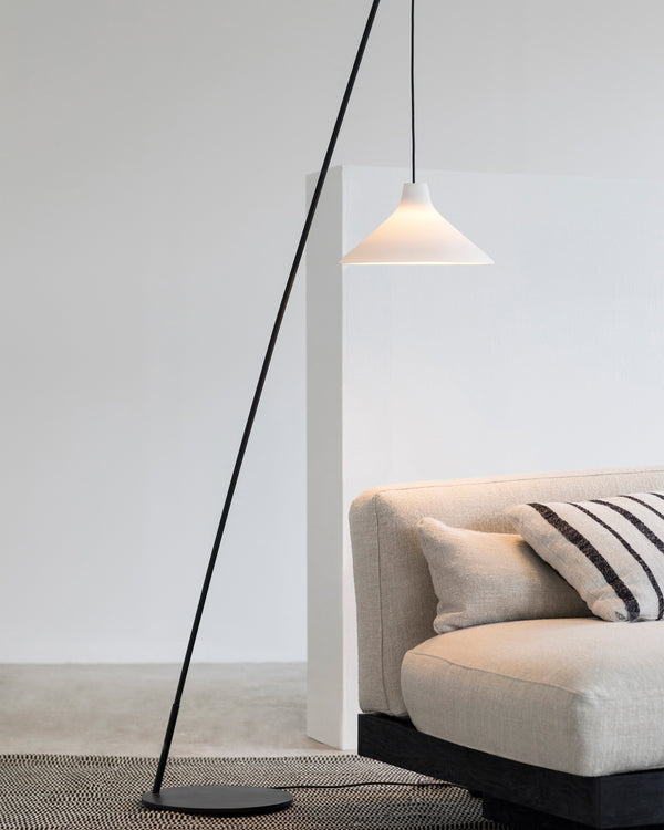 Seam floor lamps