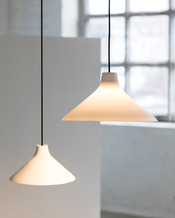 Seam pendant lamps