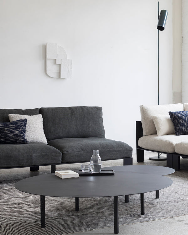 Furniture Indoor tables & desks