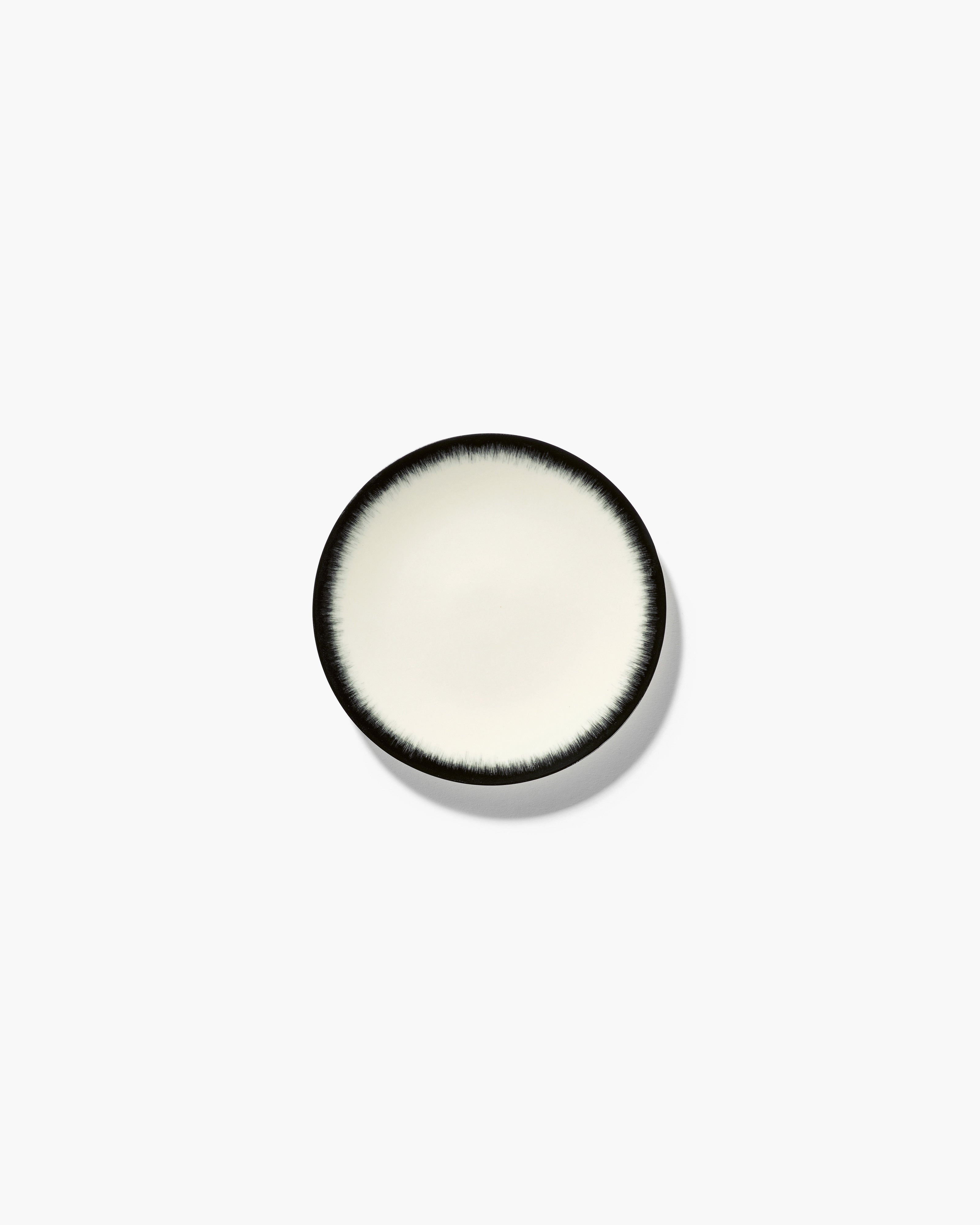Discover all Serax plates – Serax US