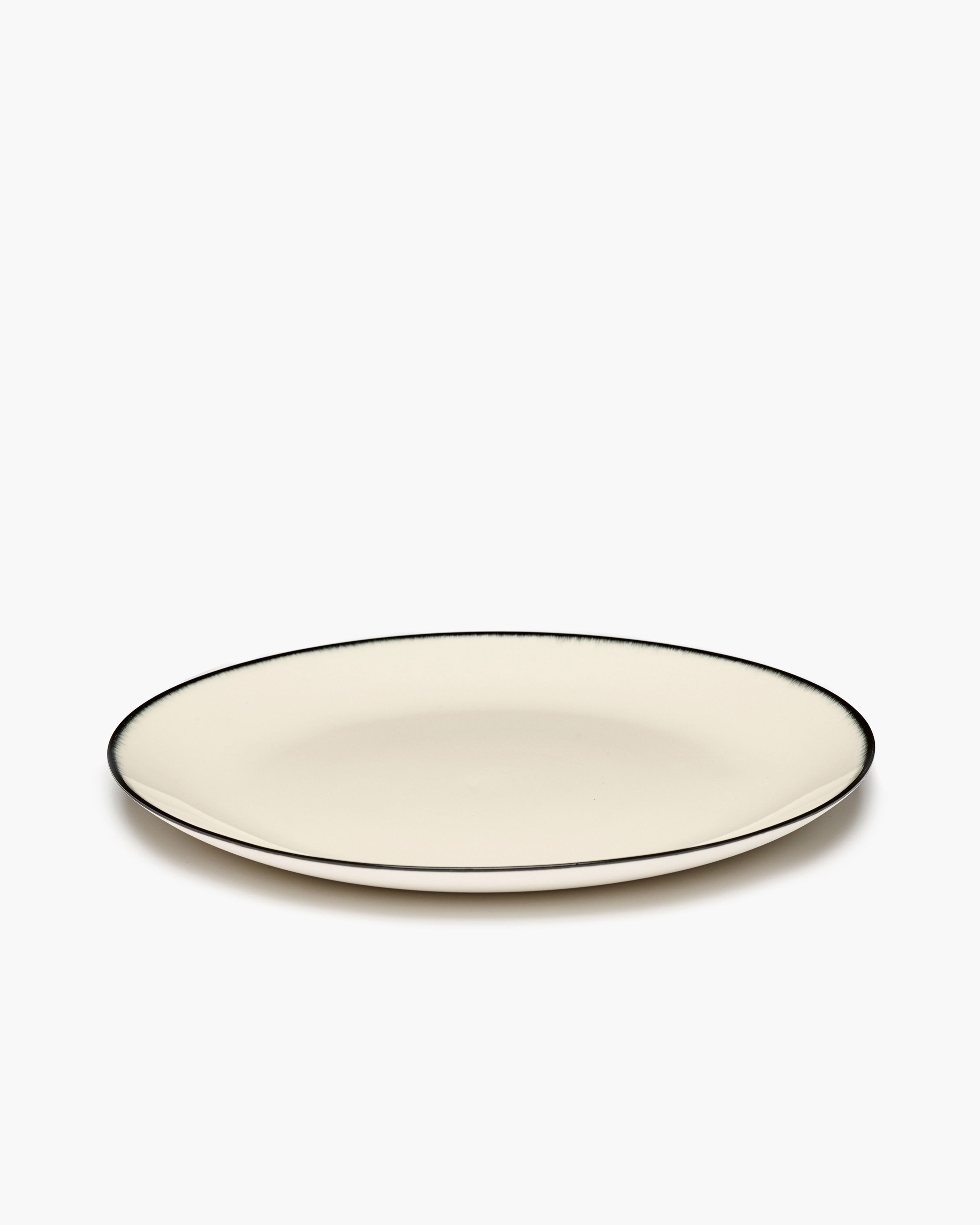 Discover all Serax plates – Serax US