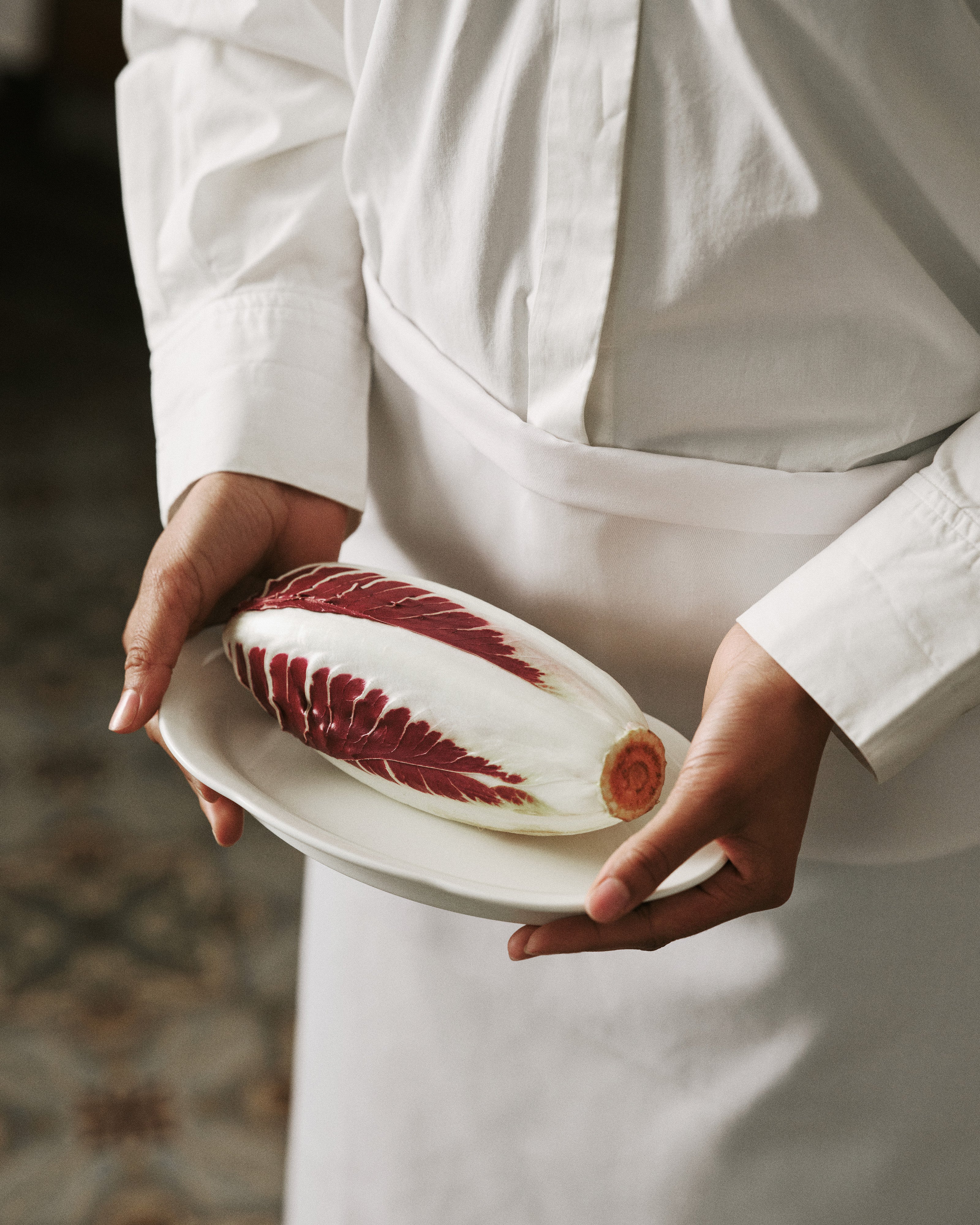 Deep plate oval S white Silhouette – Serax US