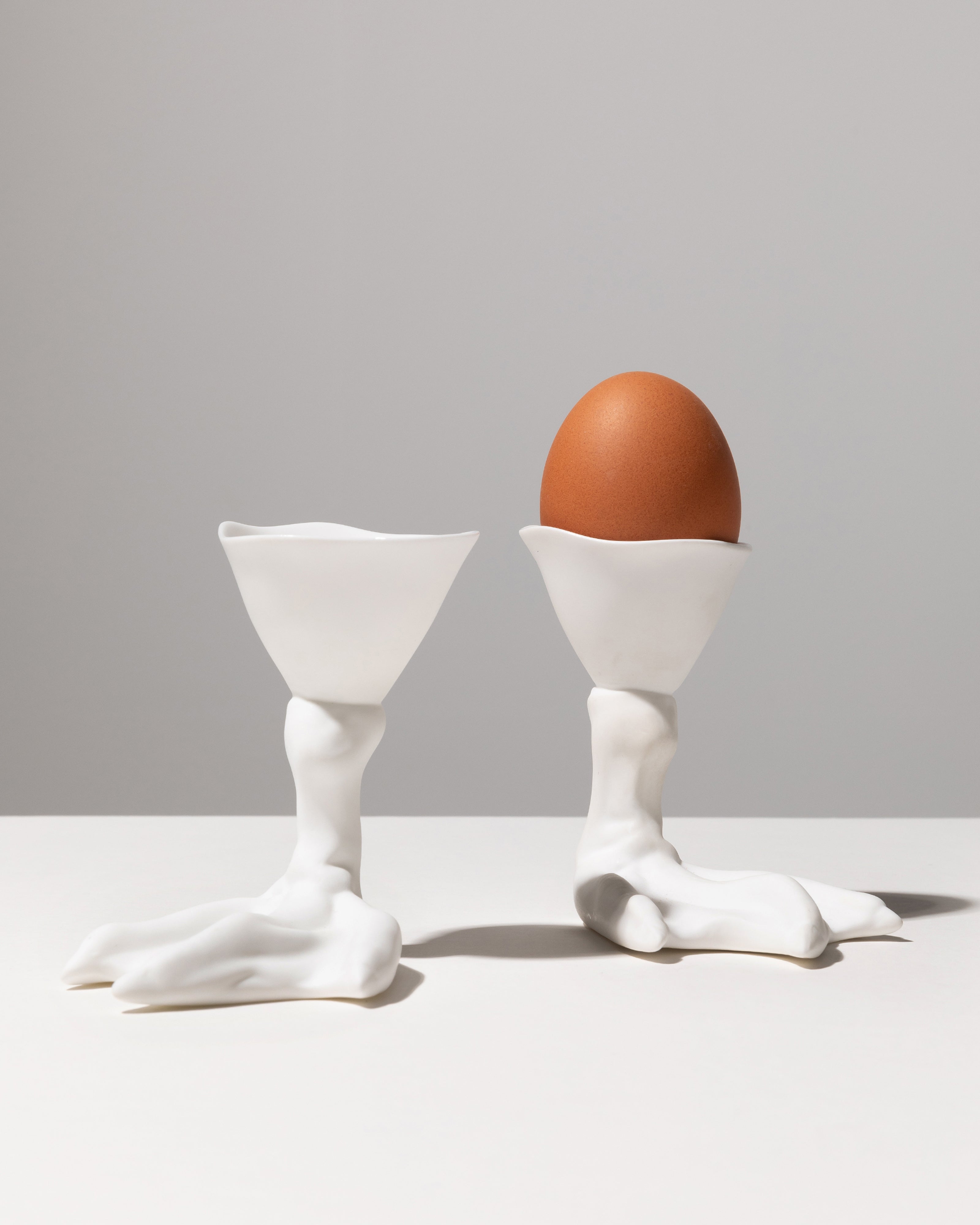 Egg cup Peking duck foot white Perfect Imperfection – Serax US